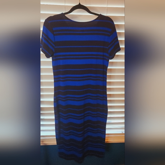 GAP Striped Midi Knit Dress Size M - Picture 9 of 10